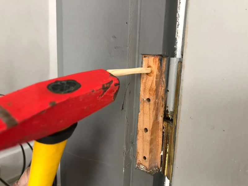 Fill Screw Hole With wood