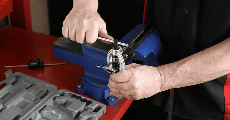 How To Use A Flaring Tool