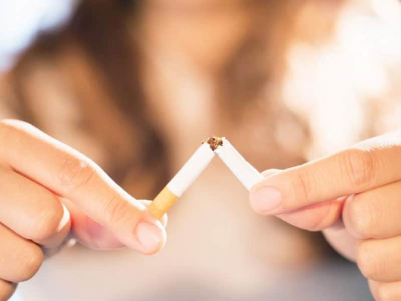 Effects of Smoking Bans in Community Associations