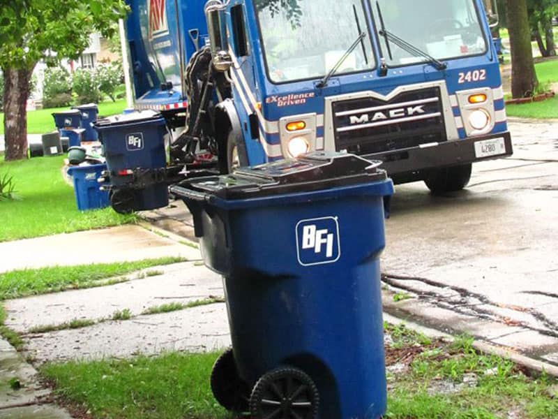 Homeowners Association managing trash
