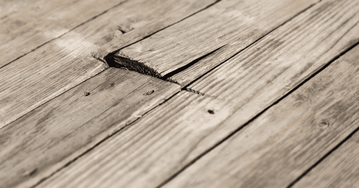 Brand New Deck Wood Splitting - What To Do